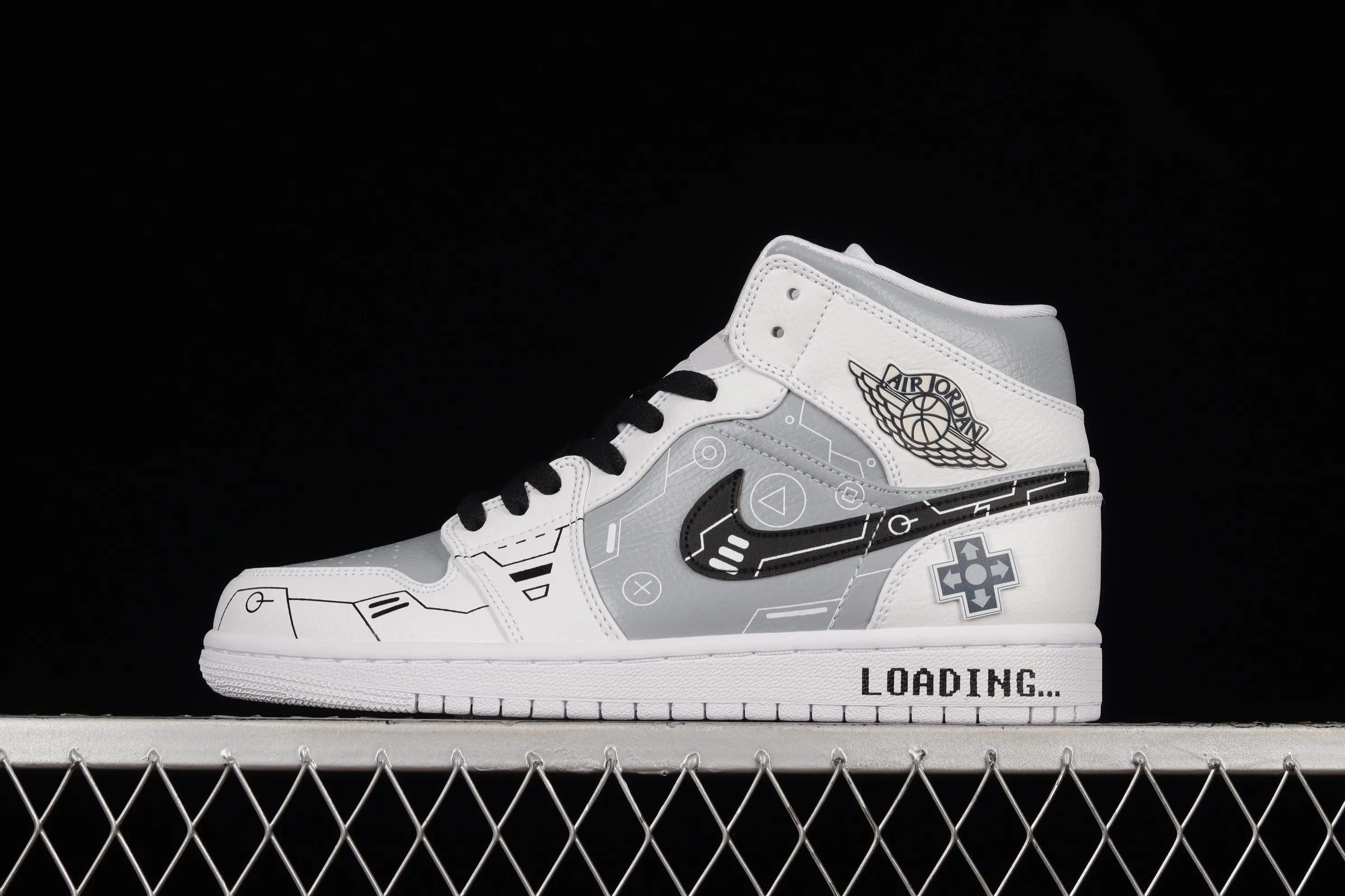 All categories Air Jordan Jordan series basketball shoes Air Jordan 1 Mid Air Jordan 1 Mid "PS5" AJ1 Joe 1 theme video game black and white gray mid-top basketball shoes 554724-129